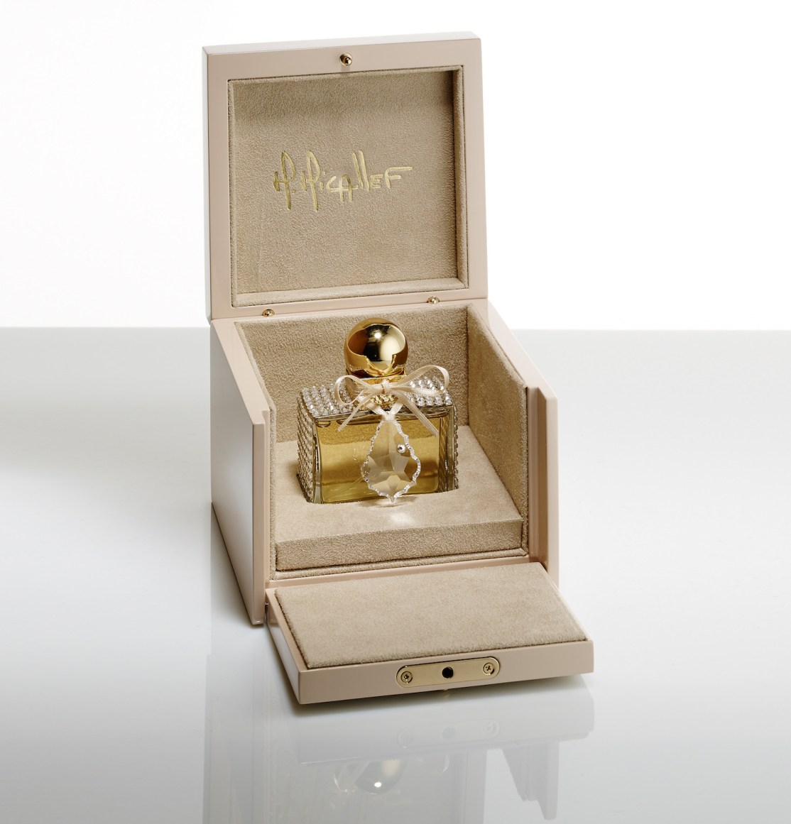 PURE EXTREME BOTTLE+BOX 50ML