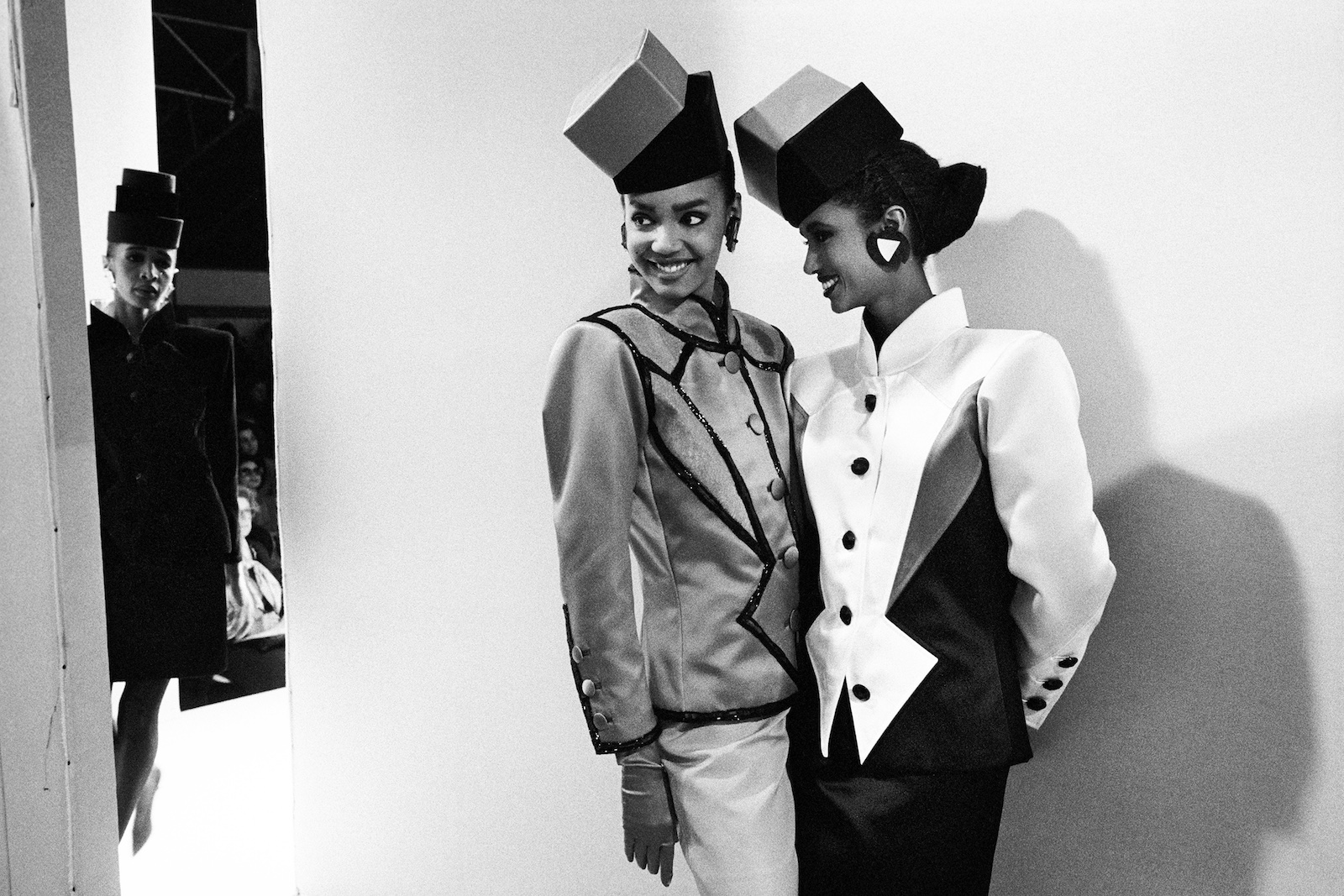 Yves Saint Laurent's Forms of Fashion – The Gourmet Gazette